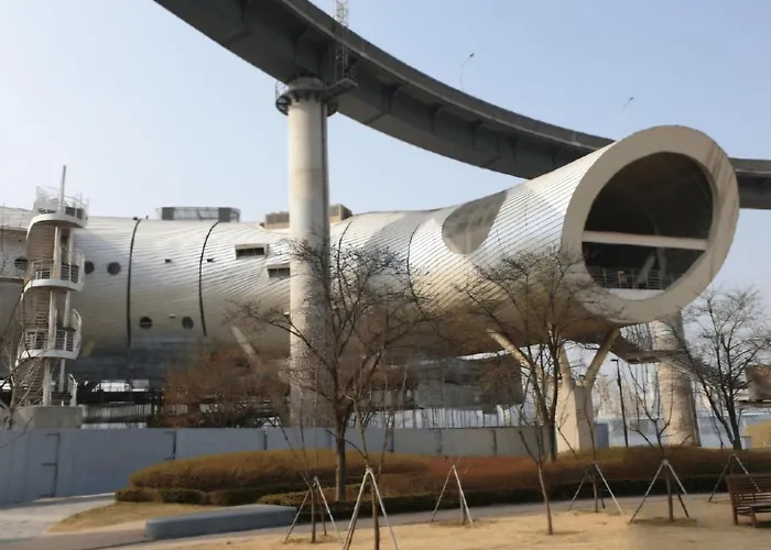 Airportbus3min #hotplace #konkukuniversity #seongsu #ttukseomhangang #seoulforest #smtown * Seul