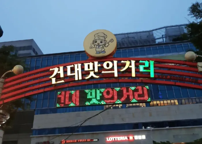 Airportbus3min #hotplace #konkukuniversity #seongsu #ttukseomhangang #seoulforest #smtown Pousada Seul
